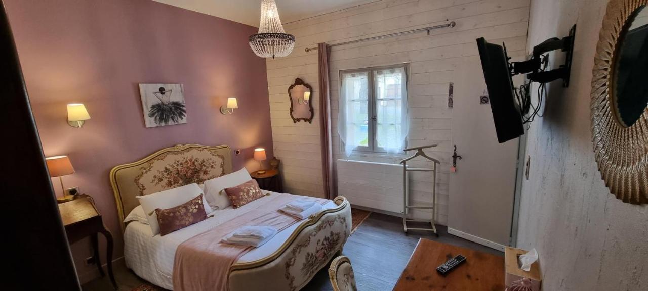 Hotel Le Domaine Du Terroir A 5 Minutes Des Grottes De Lascaux 3*